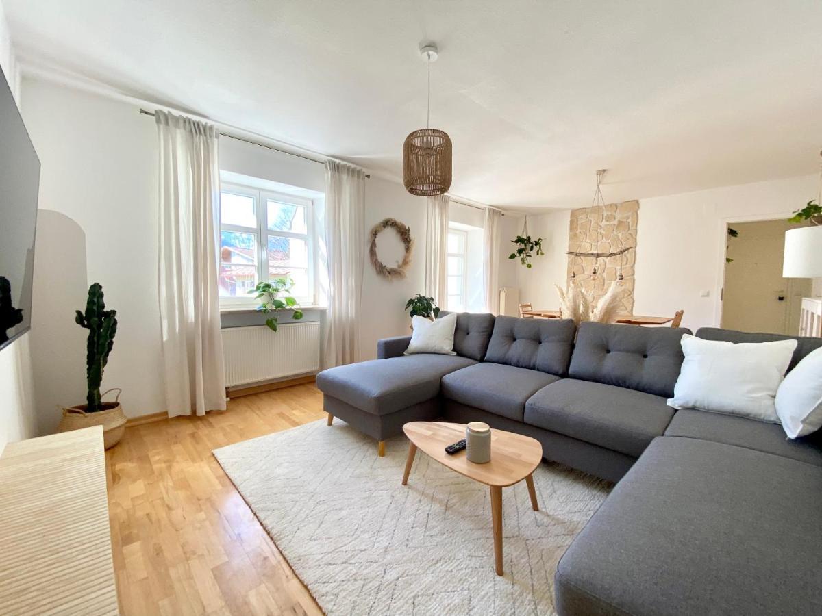 Best Butler Boho Boutique City Apartment Netflix Fussen Bagian luar foto