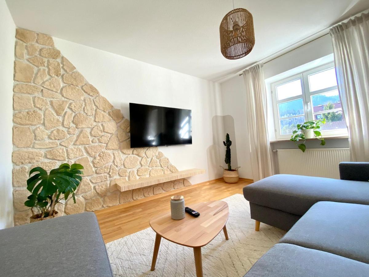 Best Butler Boho Boutique City Apartment Netflix Fussen Bagian luar foto