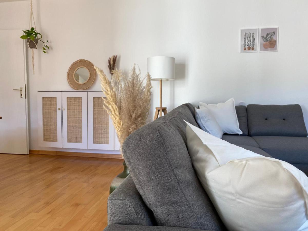 Best Butler Boho Boutique City Apartment Netflix Fussen Bagian luar foto