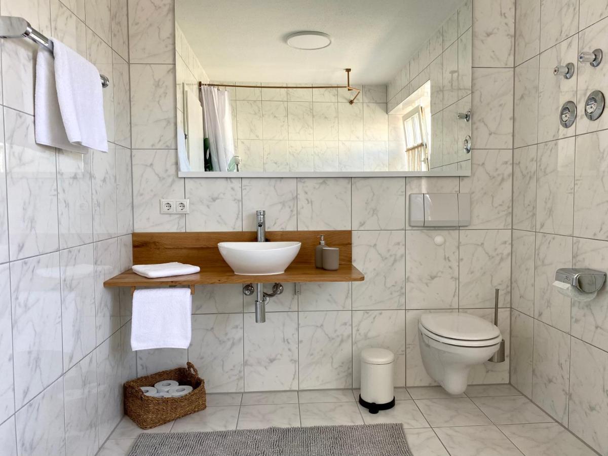Best Butler Boho Boutique City Apartment Netflix Fussen Bagian luar foto