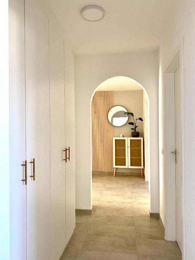 Best Butler Boho Boutique City Apartment Netflix Fussen Bagian luar foto