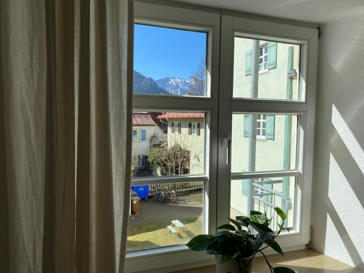 Best Butler Boho Boutique City Apartment Netflix Fussen Bagian luar foto