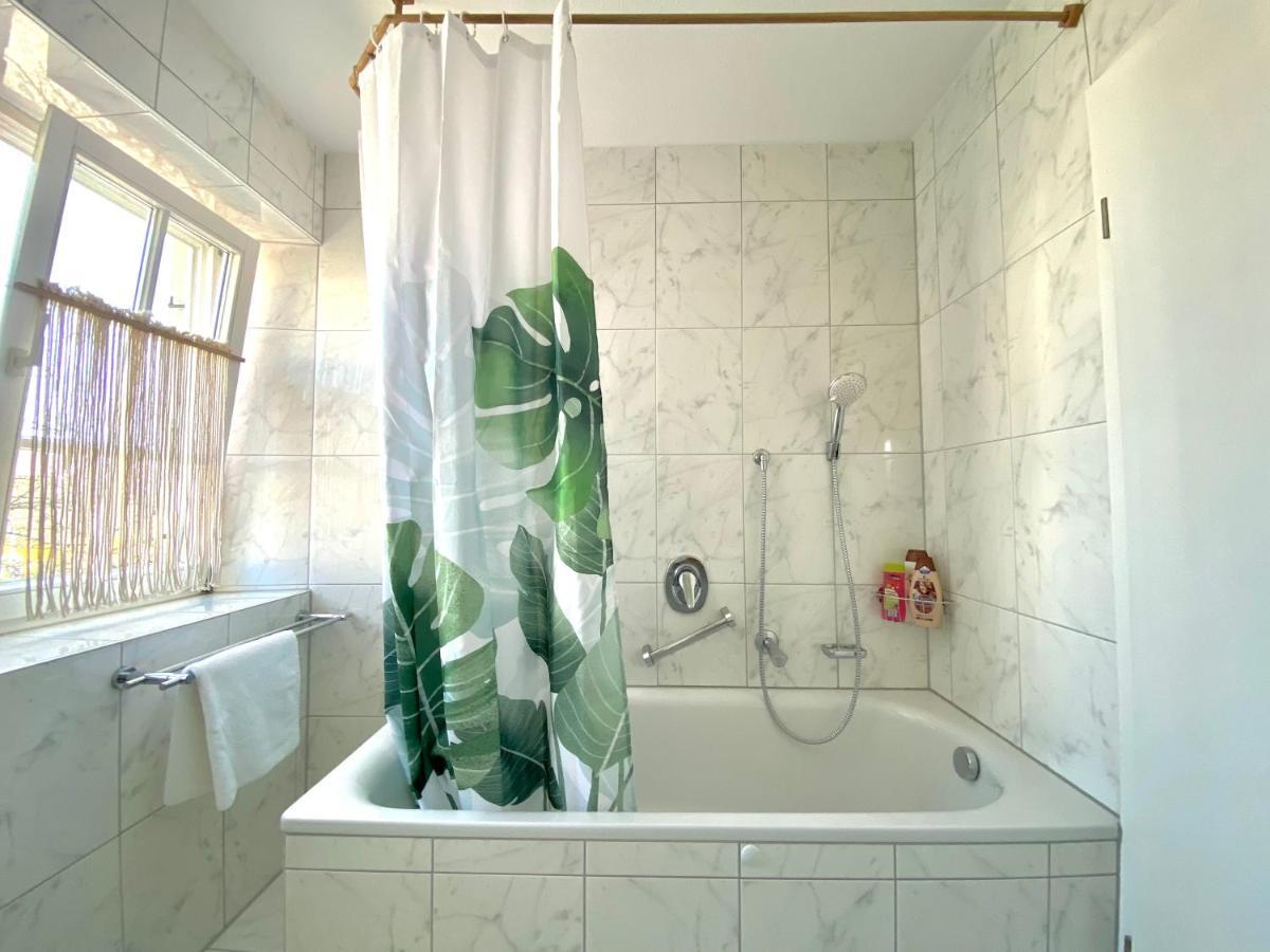 Best Butler Boho Boutique City Apartment Netflix Fussen Bagian luar foto
