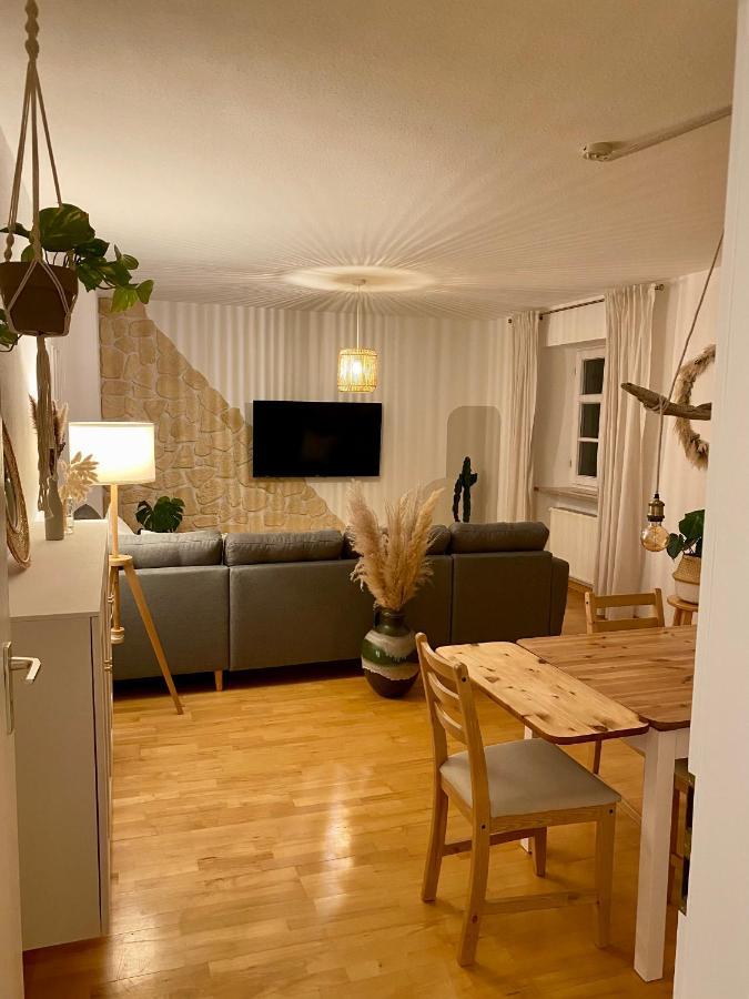 Best Butler Boho Boutique City Apartment Netflix Fussen Bagian luar foto